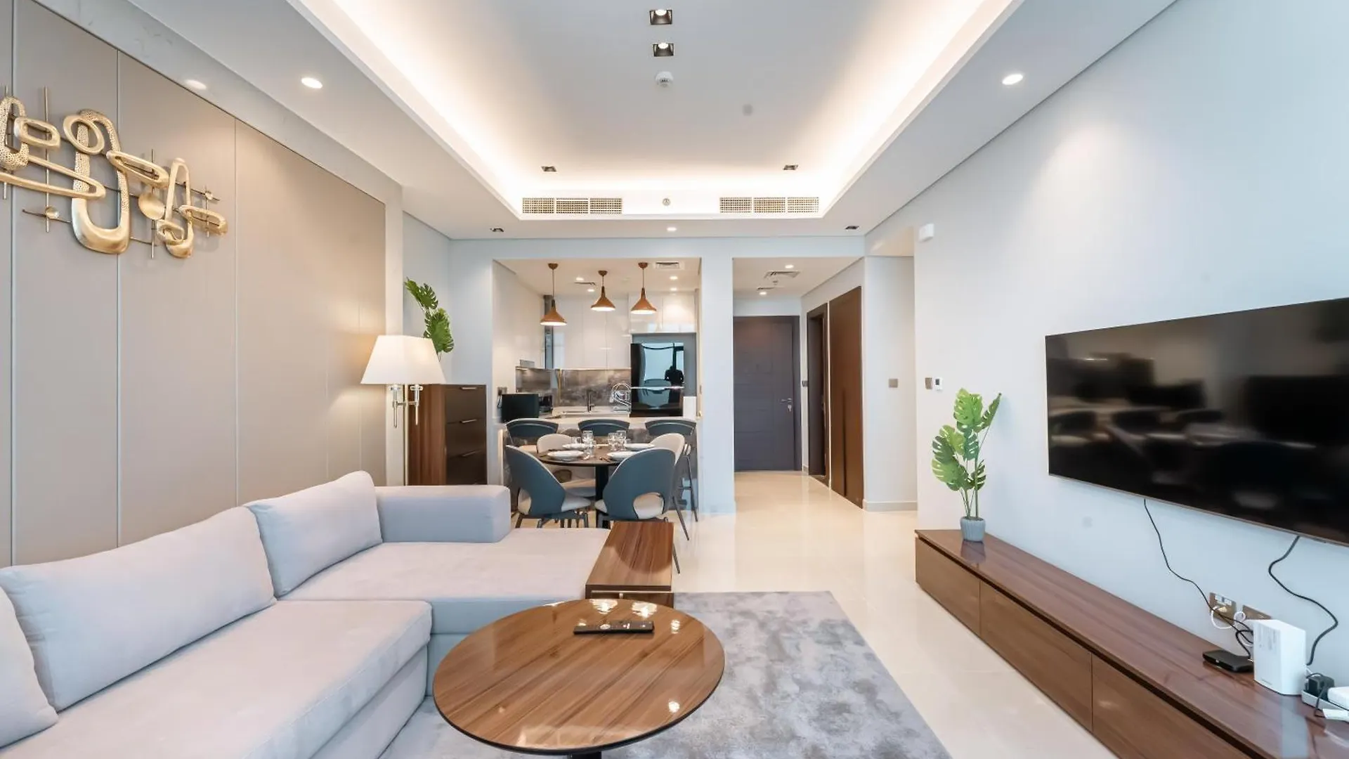 Luxury 2 Bedroom Apartment In Nobles Tower By Pk Holidays Dubai