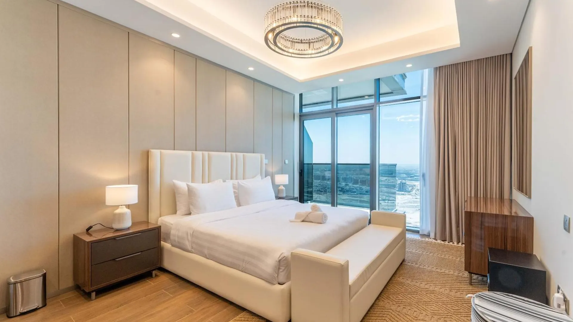 Luxury 2 Bedroom Apartment In Nobles Tower By Pk Holidays Dubai United Arab Emirates