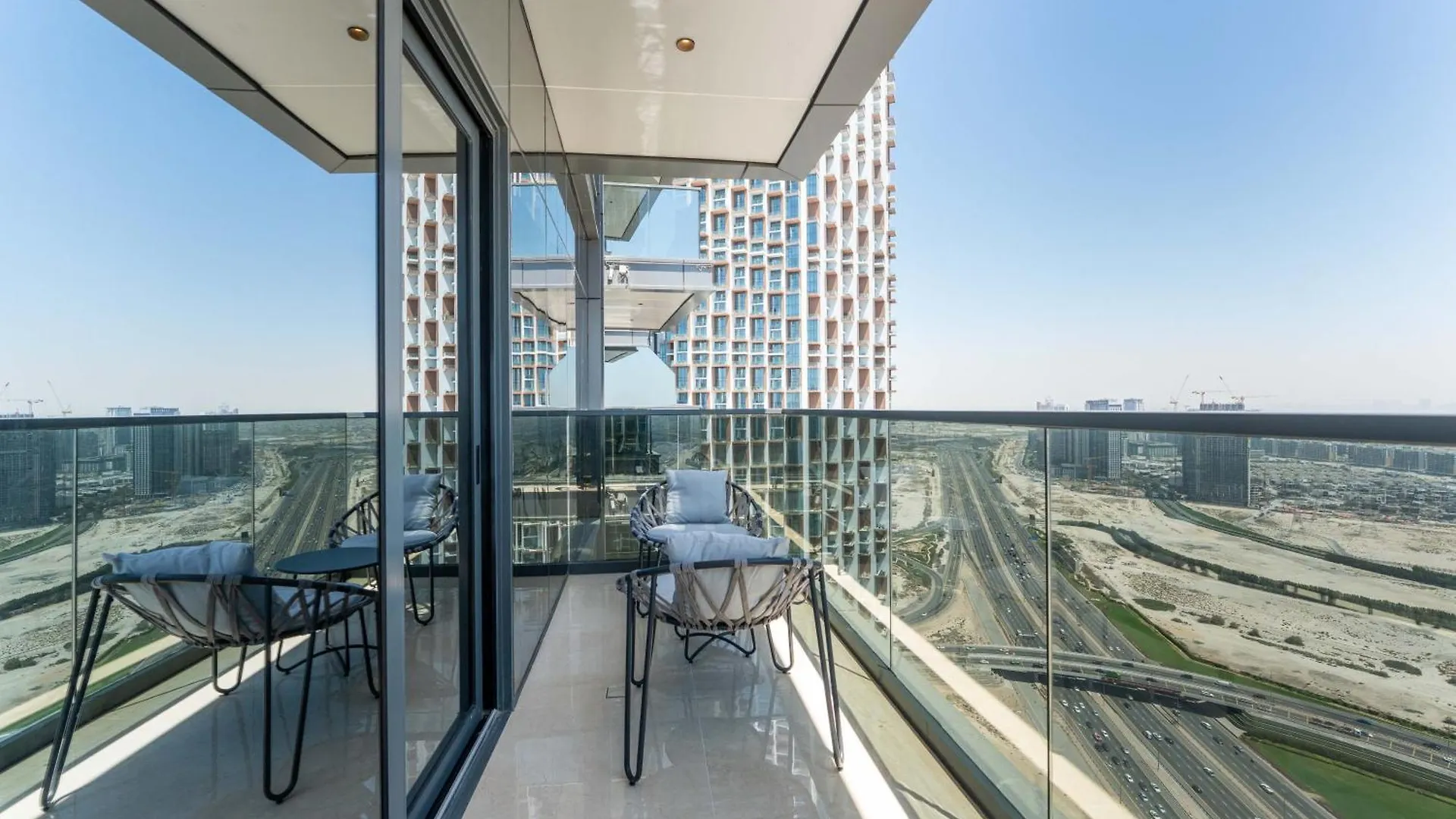 Luxury 2 Bedroom Apartment In Nobles Tower By Pk Holidays Dubai United Arab Emirates